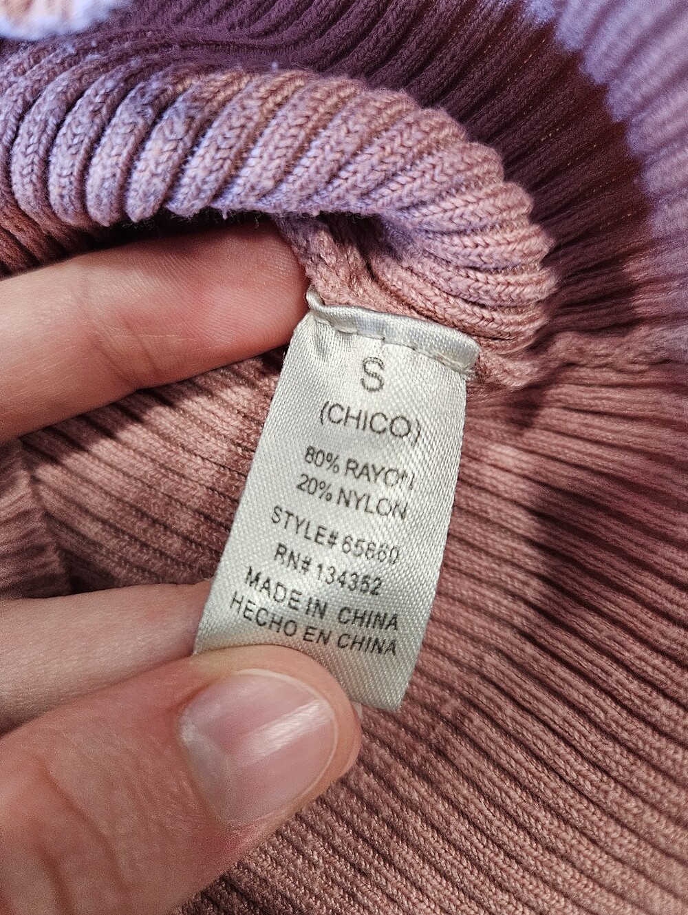 Pink Ribbed Turtleneck Sweater - Picture 2 of 3